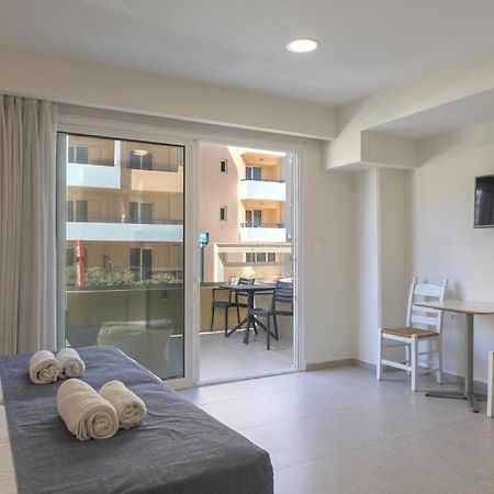 Meltemi Coast Suites Rethymno Exteriör bild
