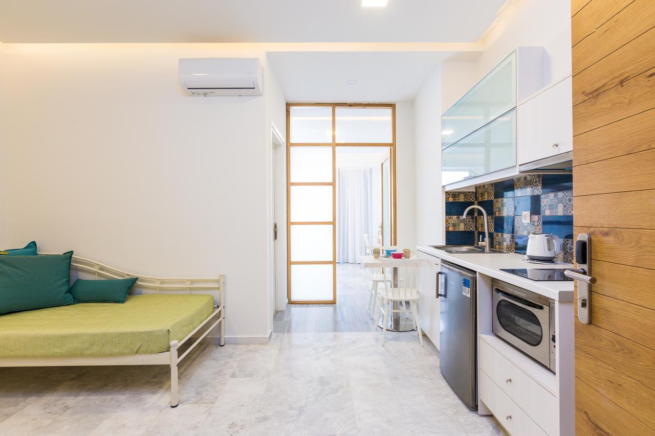Meltemi Coast Suites Rethymno Exteriör bild